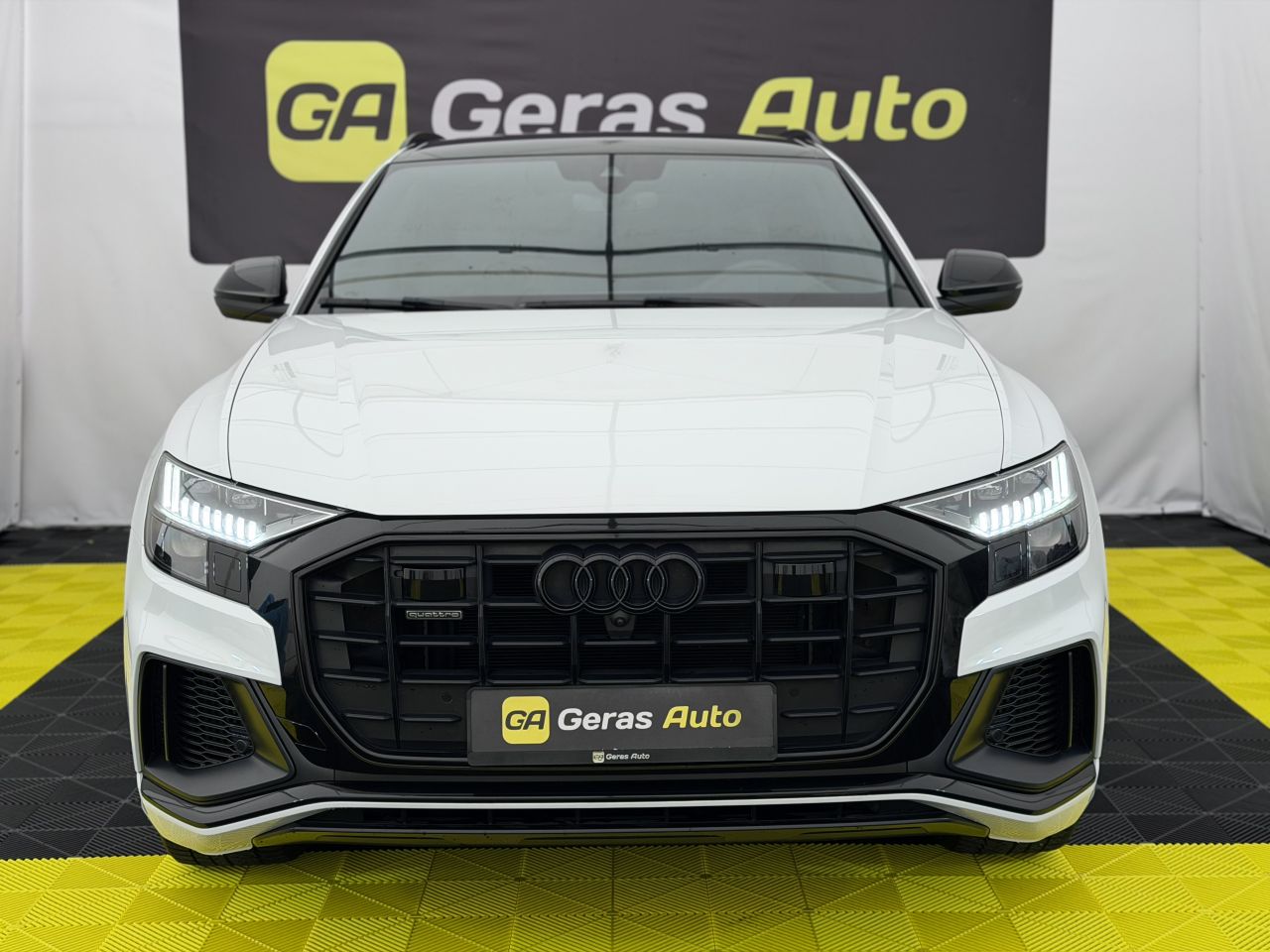 Audi Q8 | 1