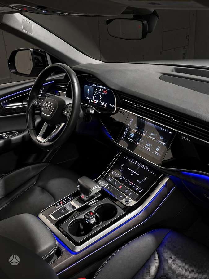 Audi Q8 | 1