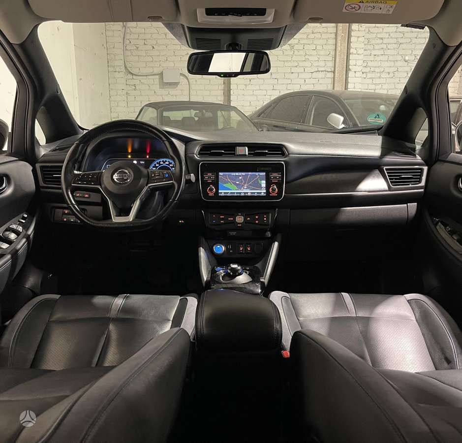Nissan Leaf | 1