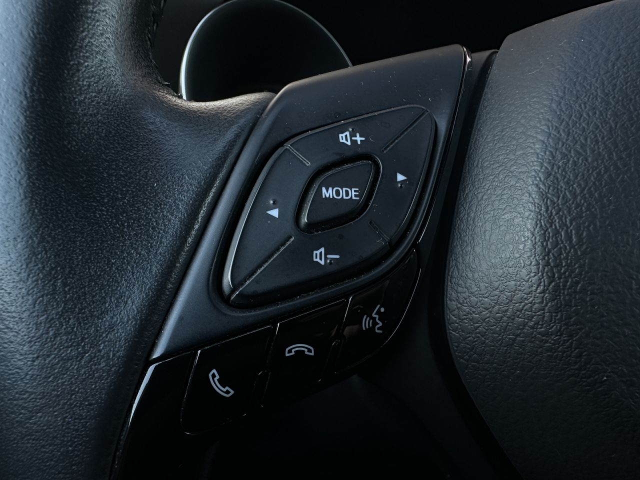 Toyota C-HR | 9