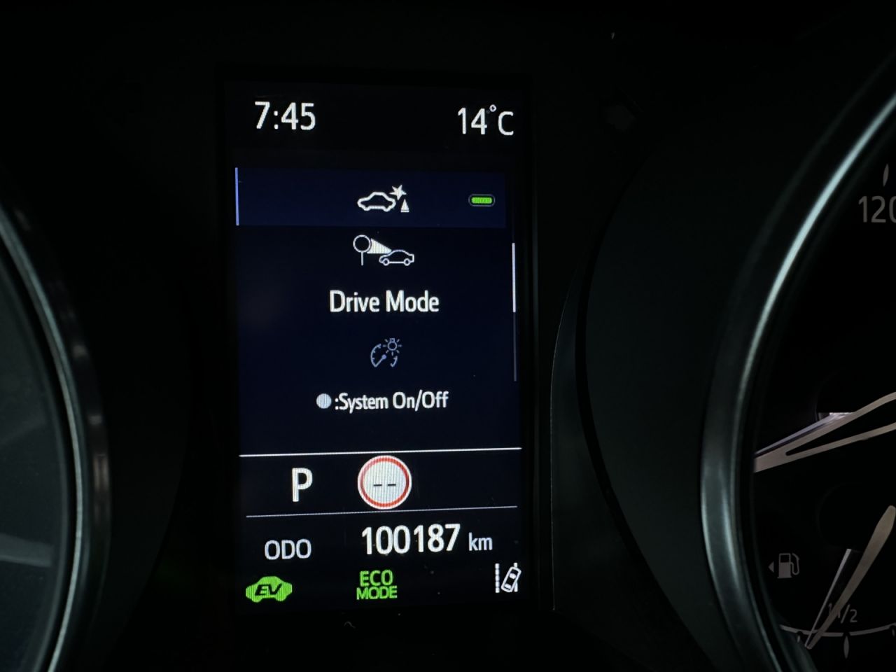 Toyota C-HR | 8
