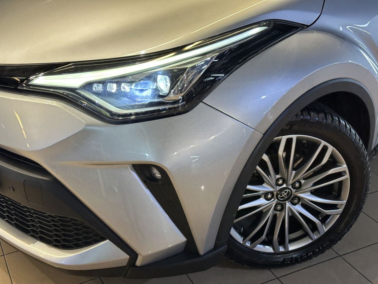 Toyota C-HR | 30