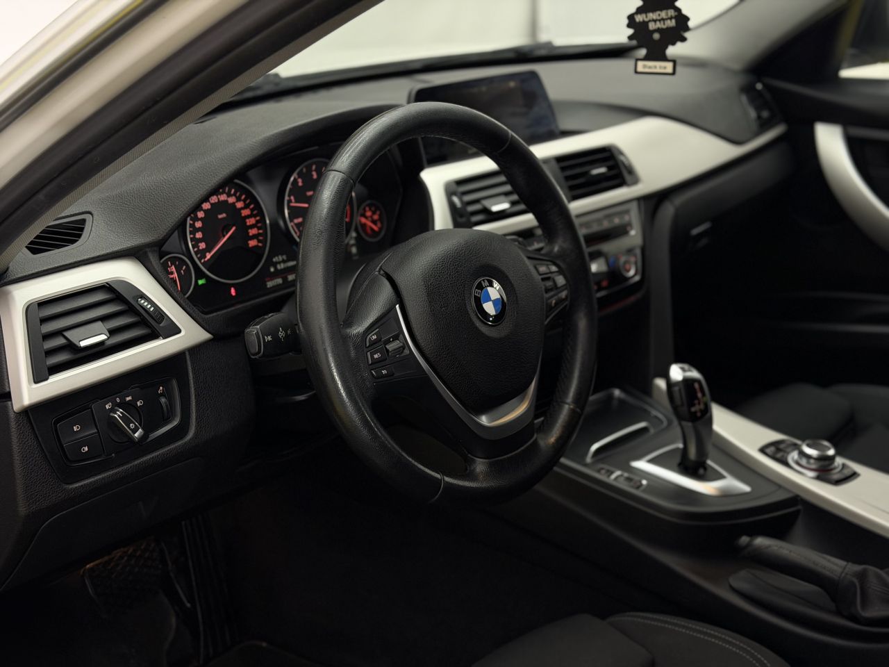 BMW 316 | 8