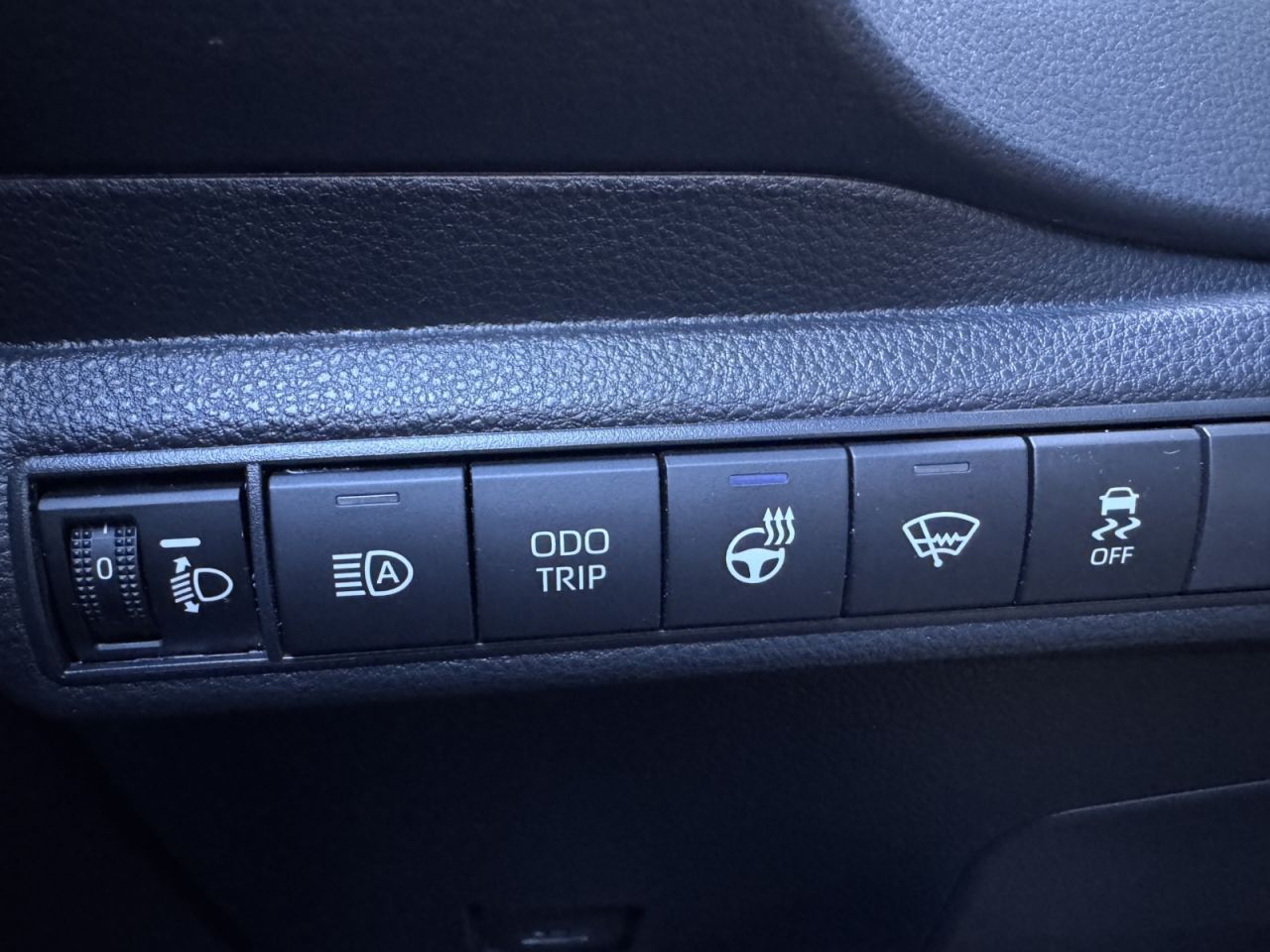 Toyota Corolla | 25