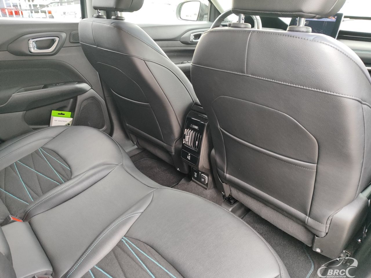 Jeep Compass | 10