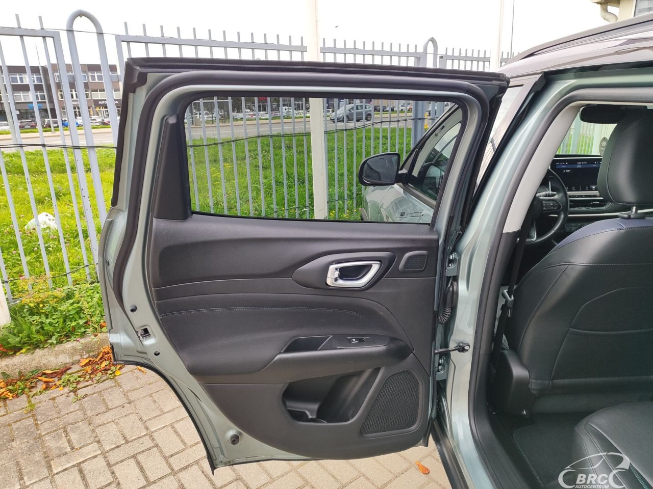 Jeep Compass | 12
