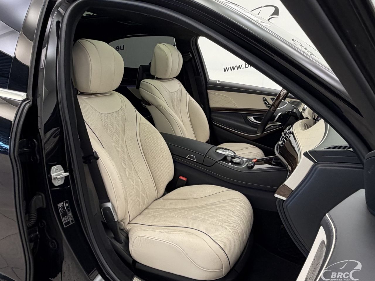 Mercedes-Benz S500 | 6
