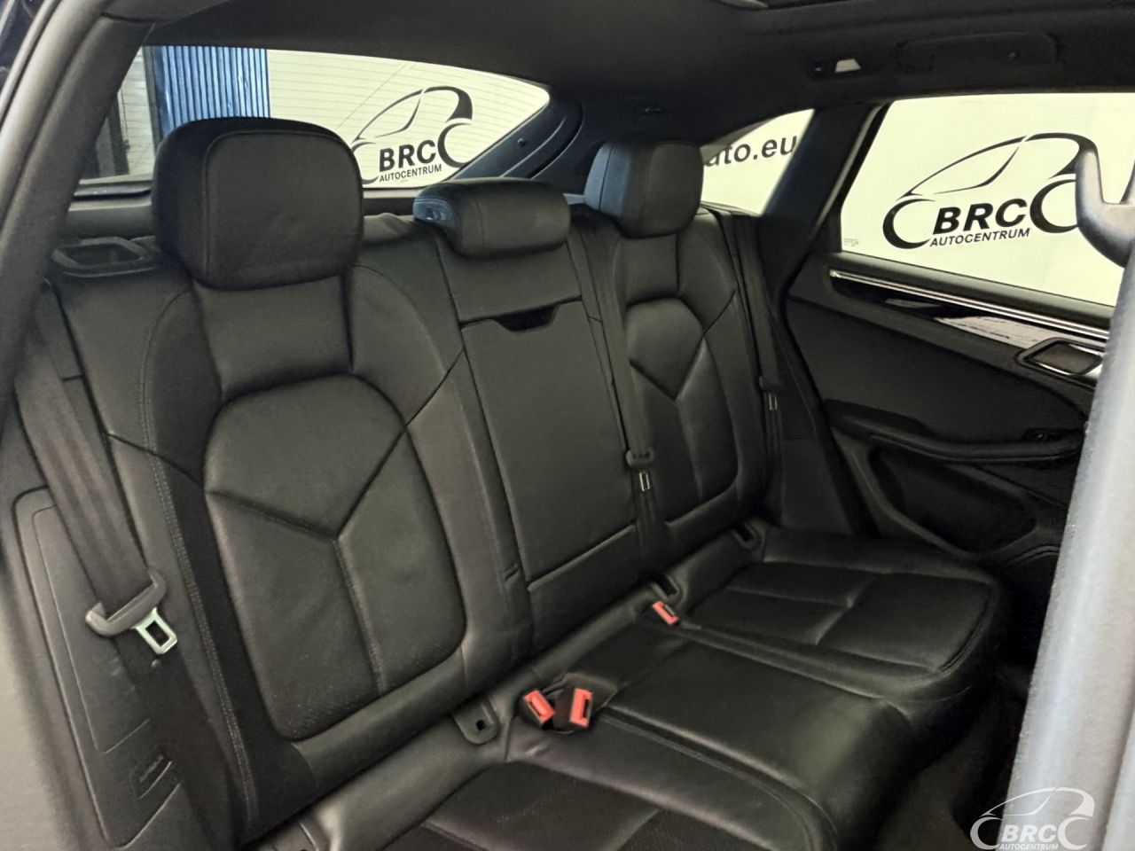 Porsche Macan | 12
