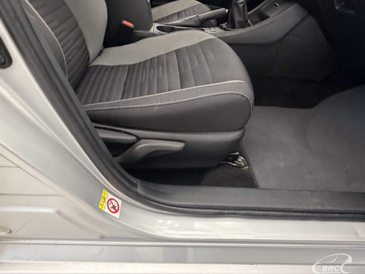 Toyota Auris | 5