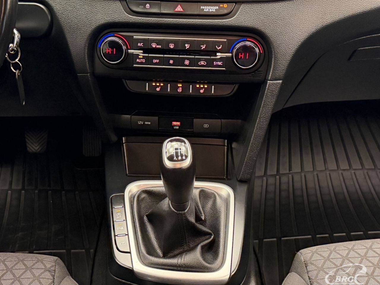 Kia Cee'd | 15
