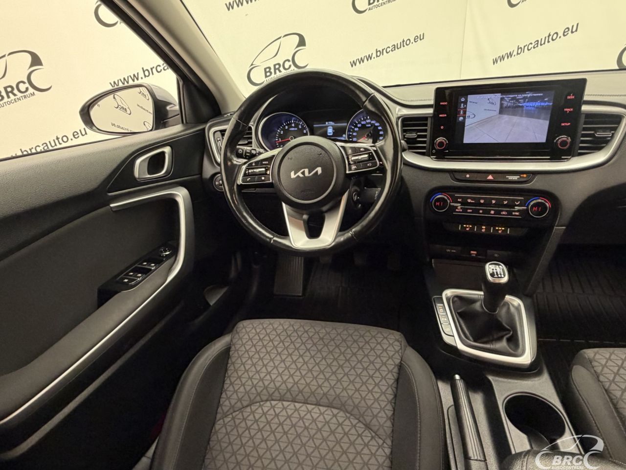 Kia Cee'd | 12