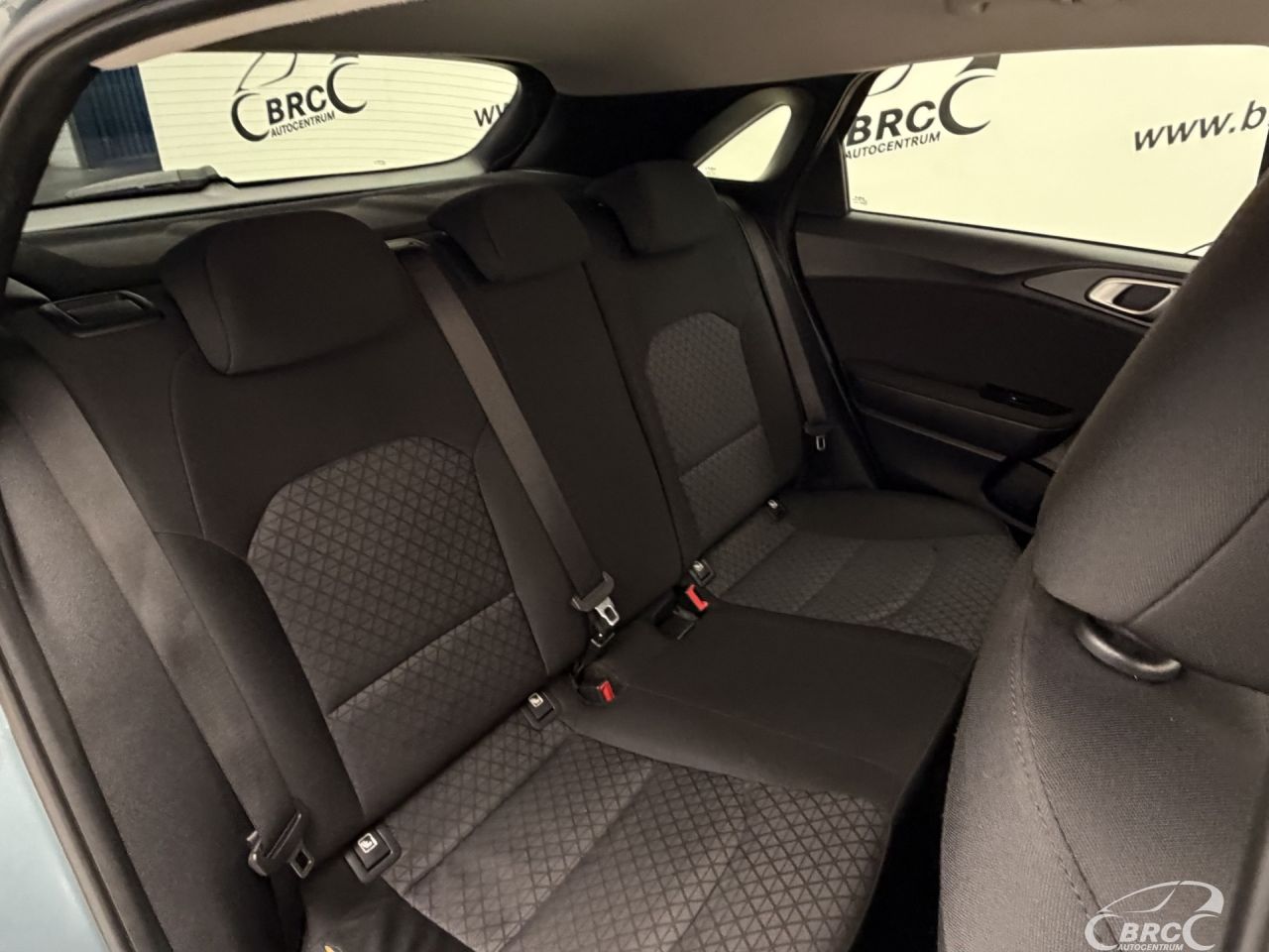 Kia Cee'd | 10