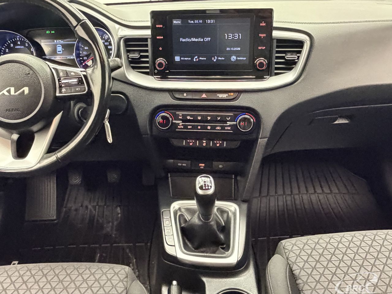 Kia Cee'd | 13