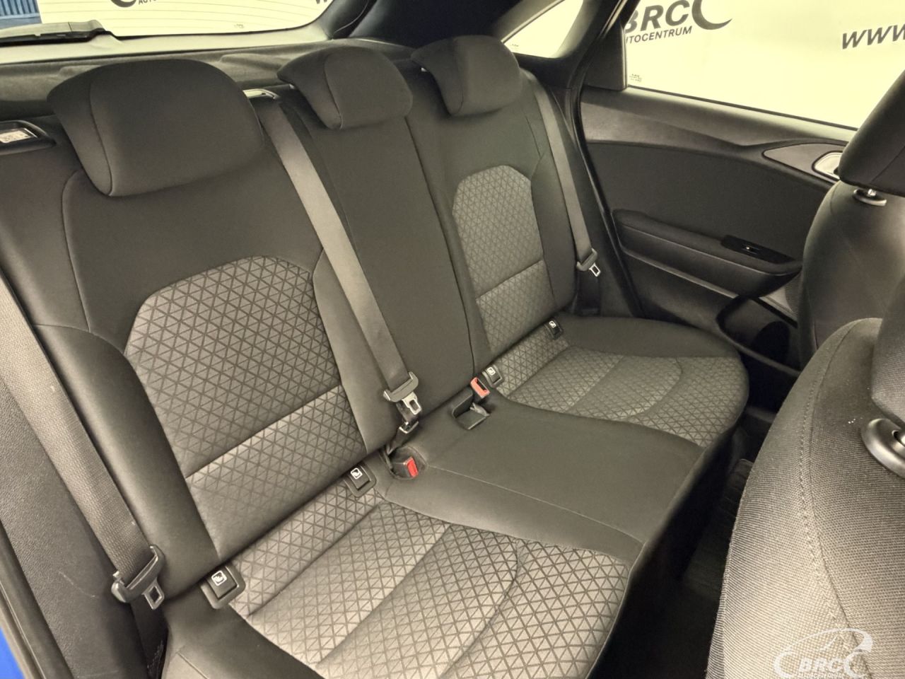 Kia Cee'd | 10