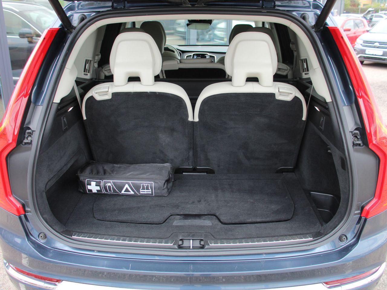 Volvo XC90 | 21