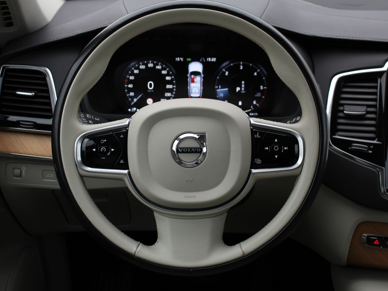 Volvo XC90 | 5
