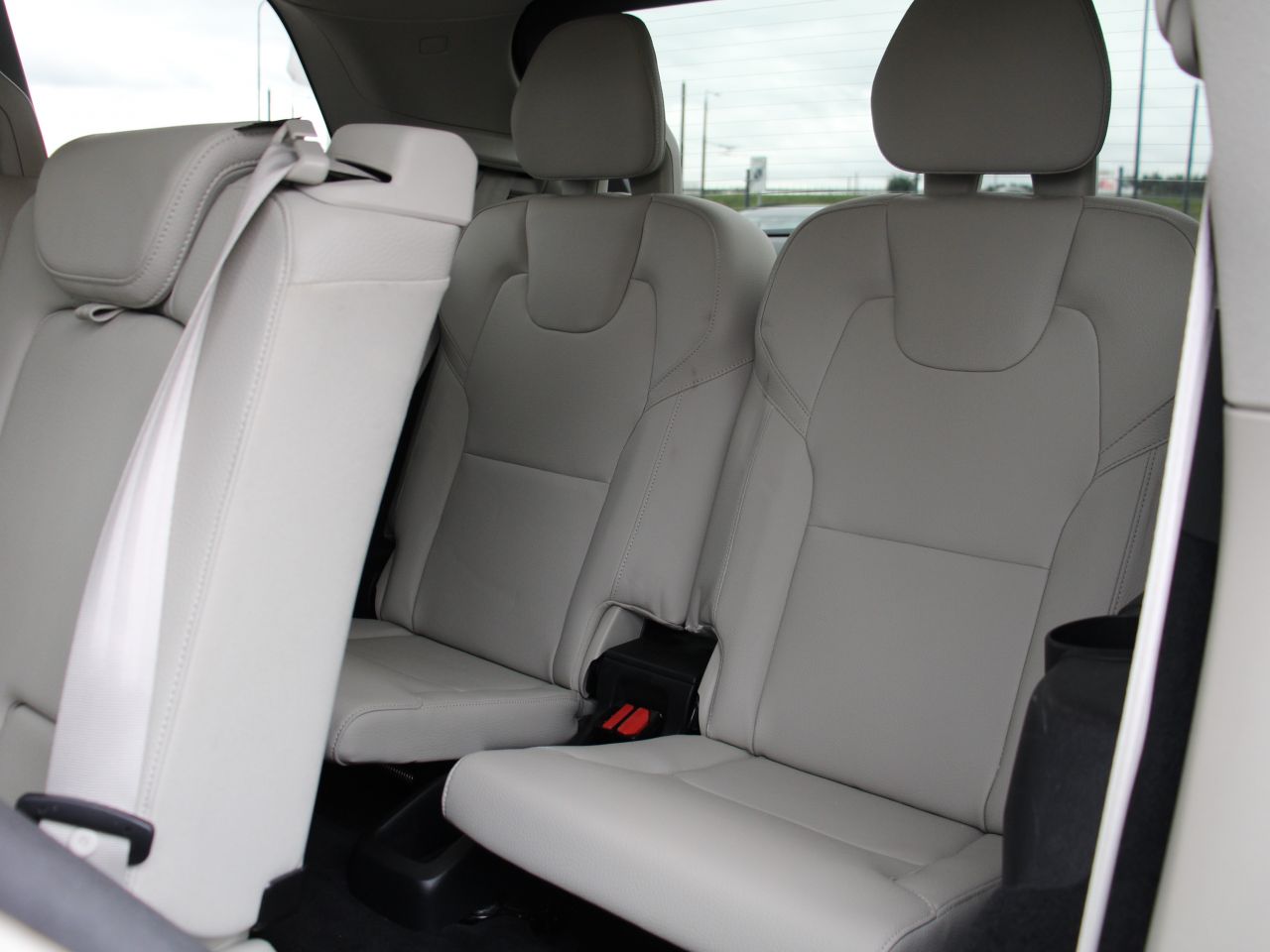 Volvo XC90 | 17