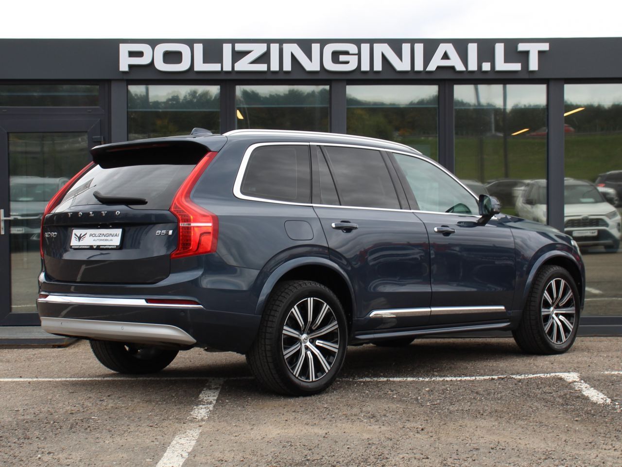 Volvo XC90 | 3