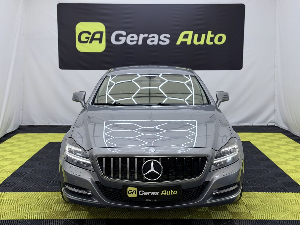 Mercedes-Benz CLS350 | 6