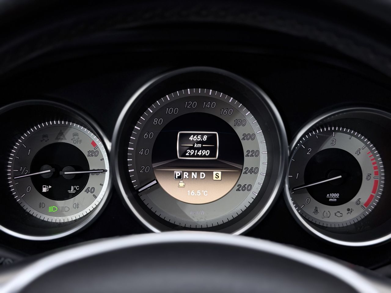 Mercedes-Benz CLS350 | 26