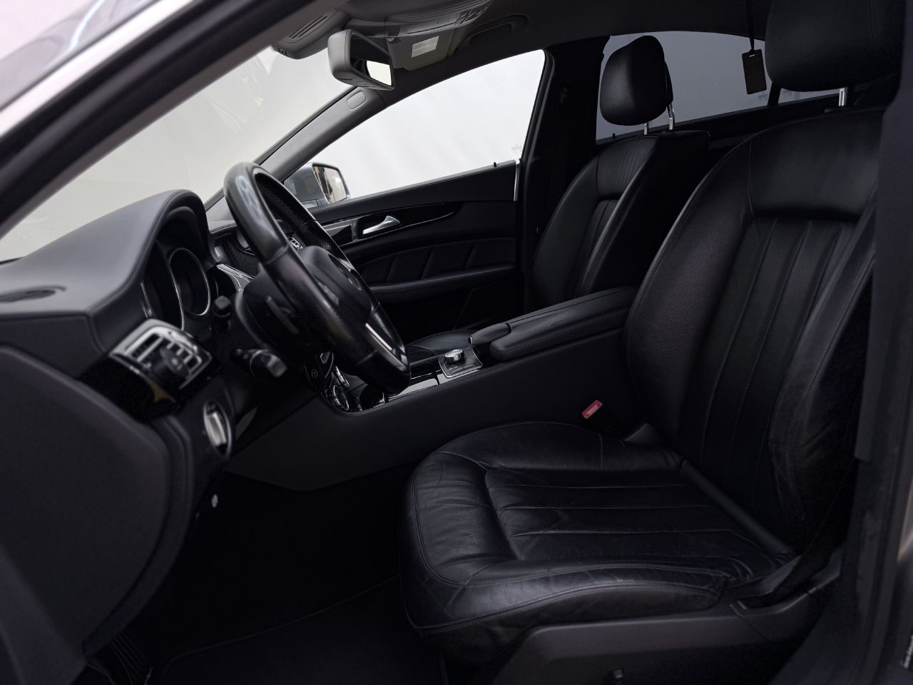 Mercedes-Benz CLS350 | 9