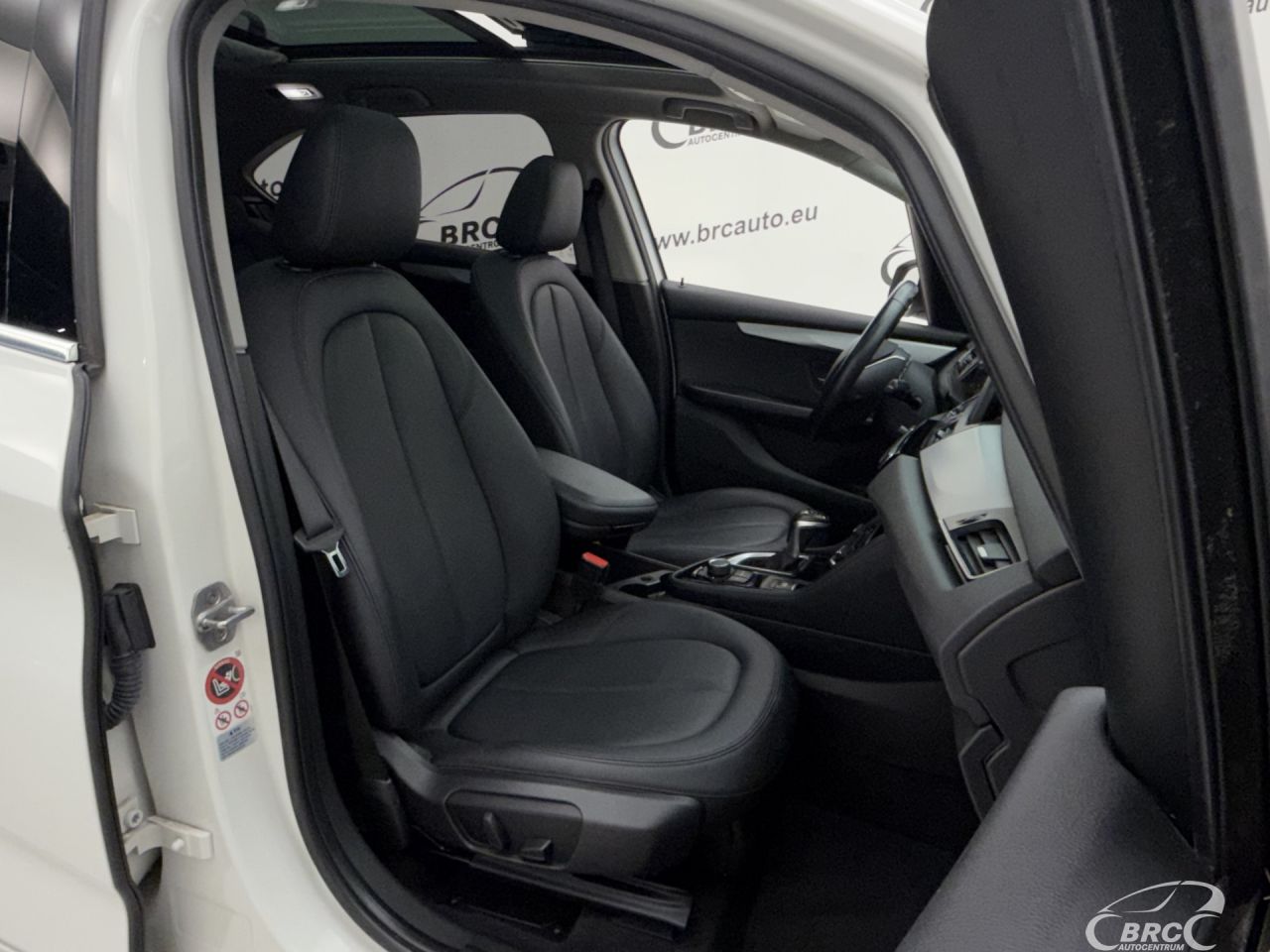 BMW 218 | 6