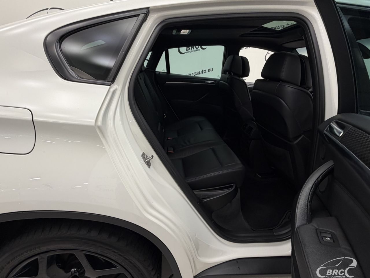 BMW X6 | 8