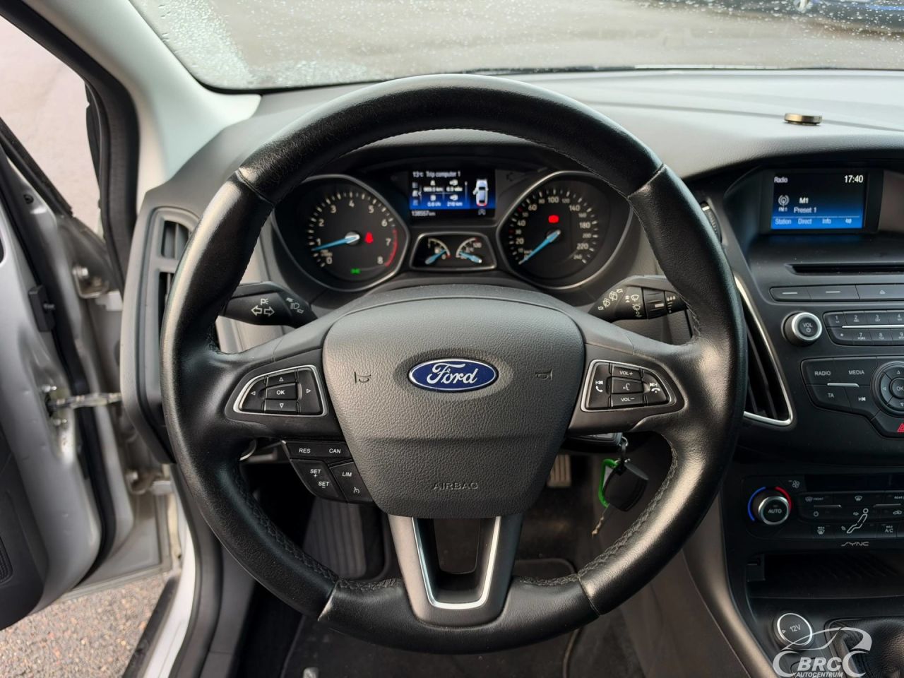 Ford Focus | 12