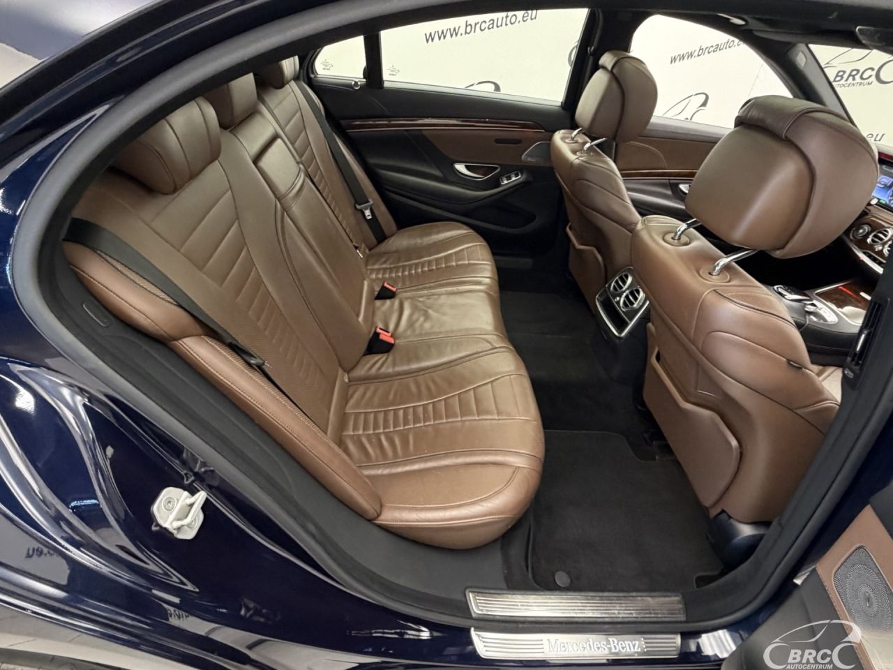 Mercedes-Benz S500 | 10