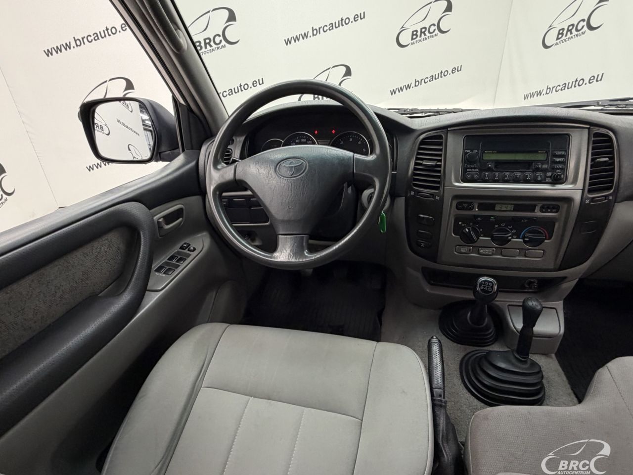Toyota Land Cruiser | 12