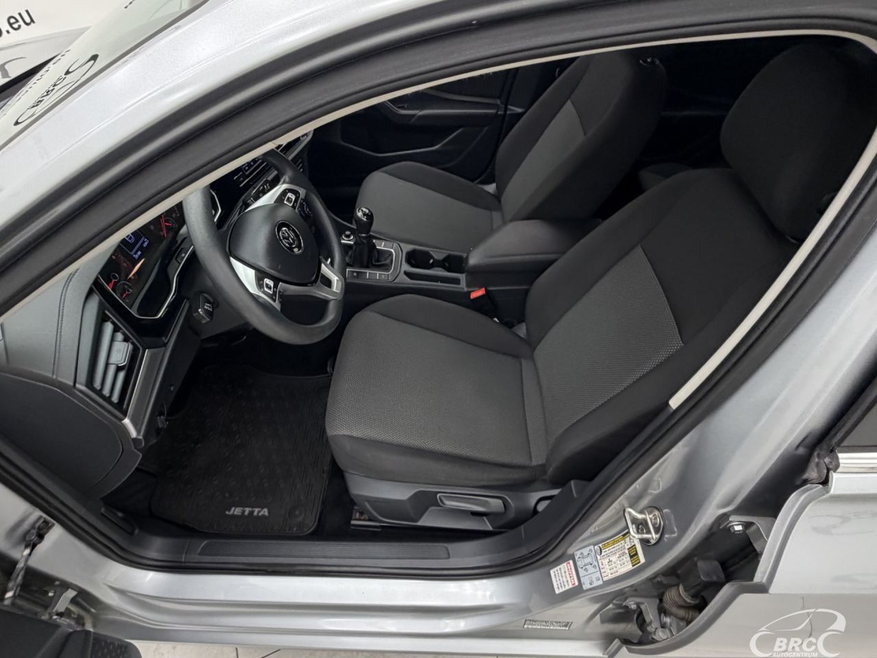 Volkswagen Jetta | 19