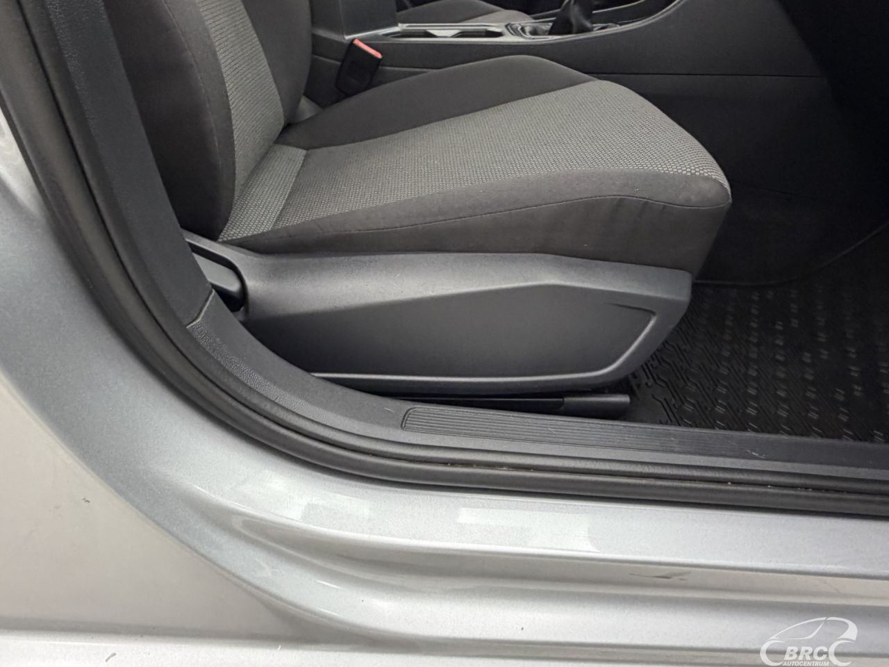 Volkswagen Jetta | 5