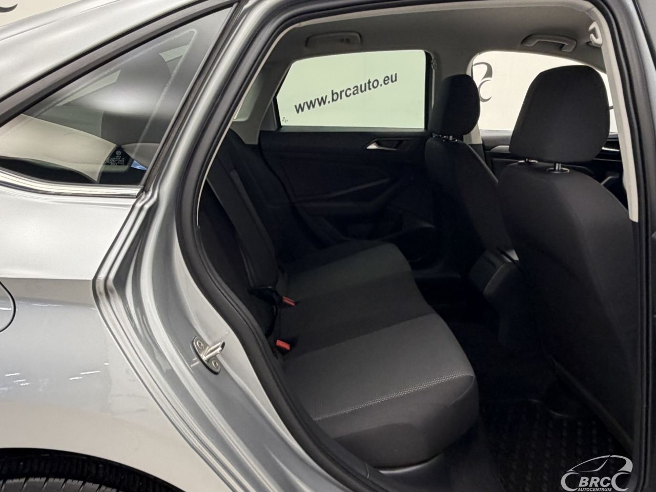 Volkswagen Jetta | 9