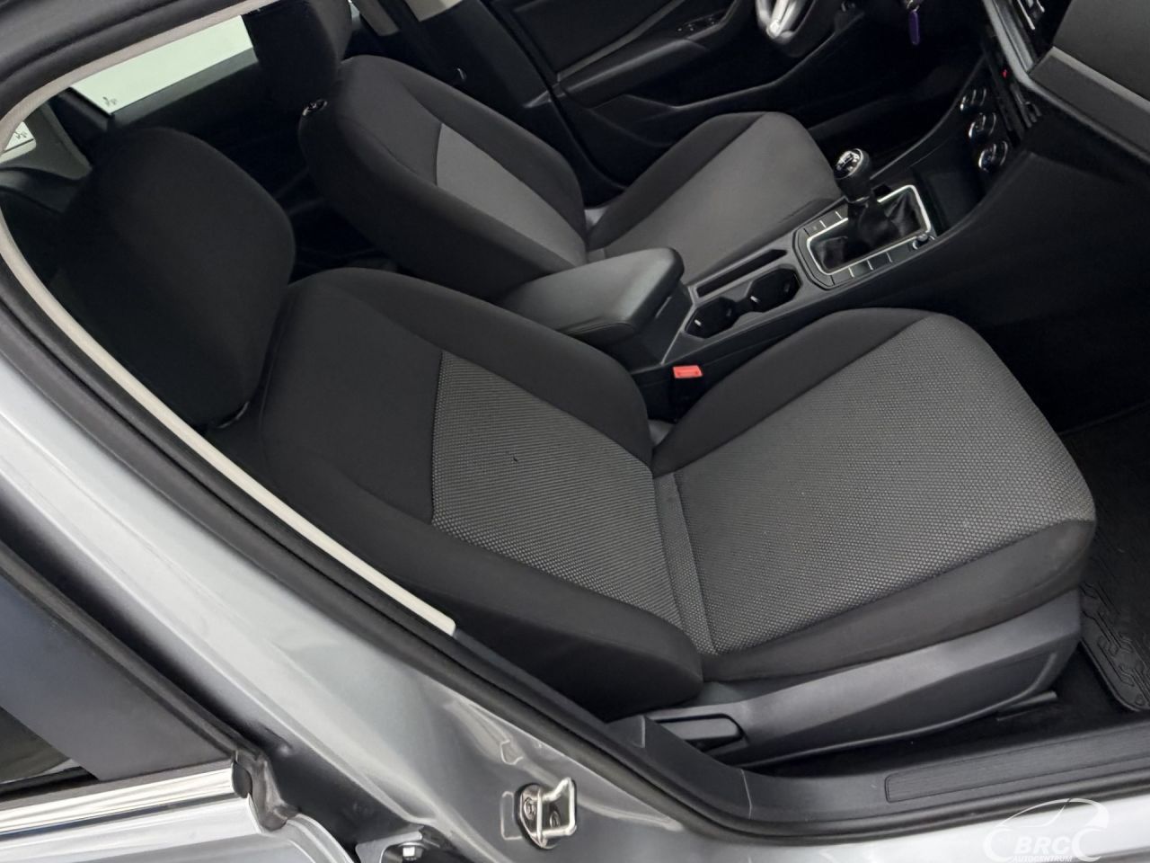 Volkswagen Jetta | 4