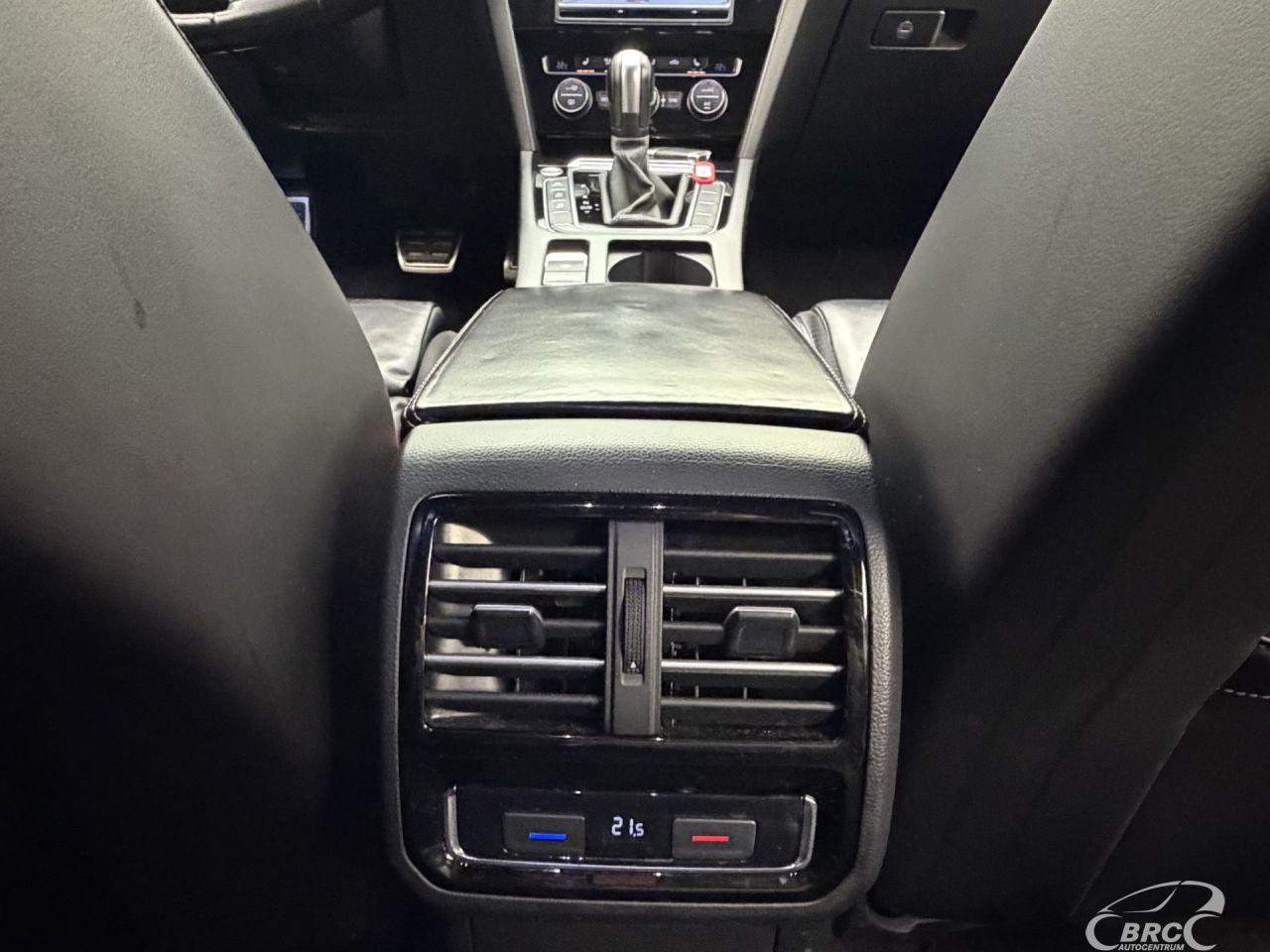 Volkswagen Passat | 14