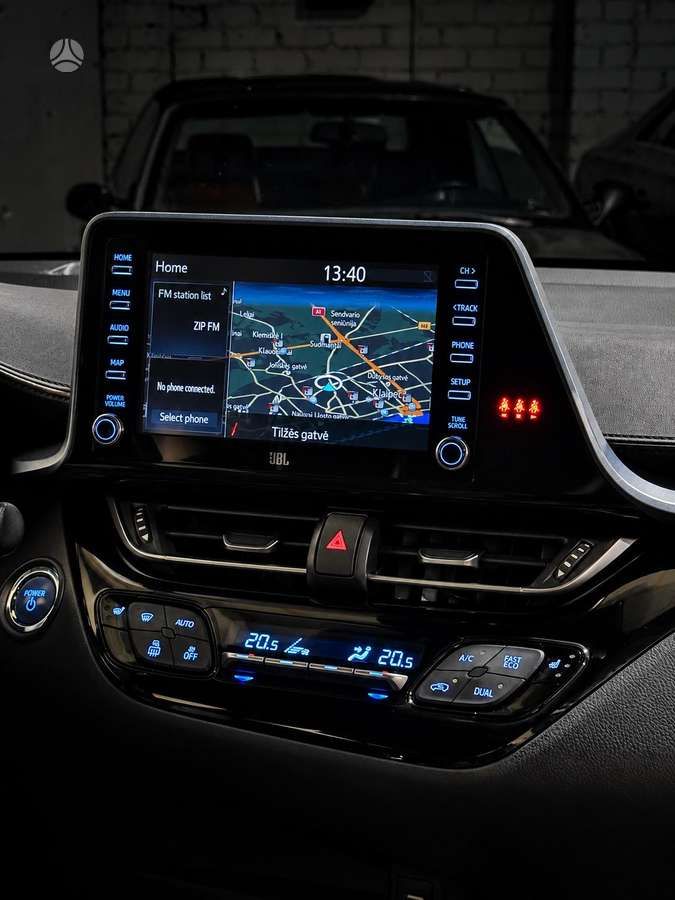 Toyota C-HR | 5