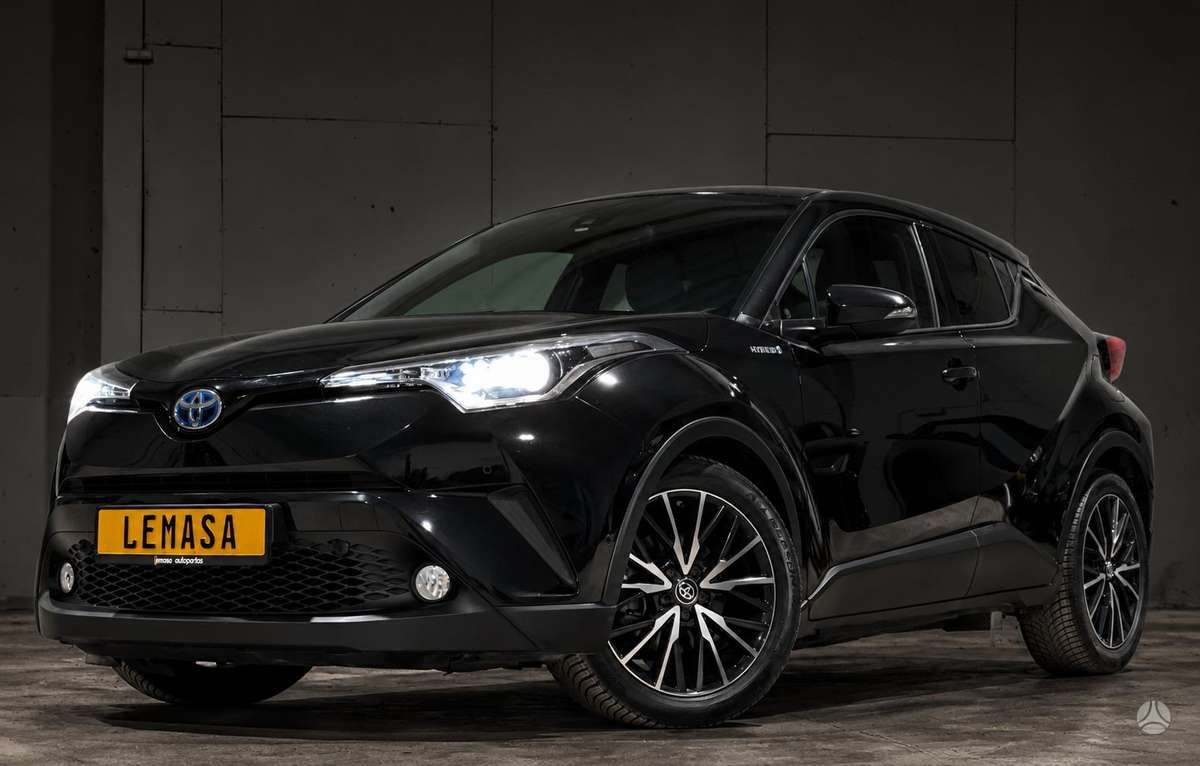 Toyota C-HR | 9