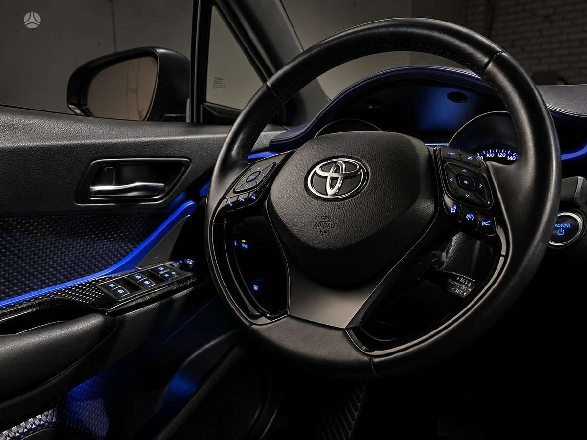 Toyota C-HR | 5