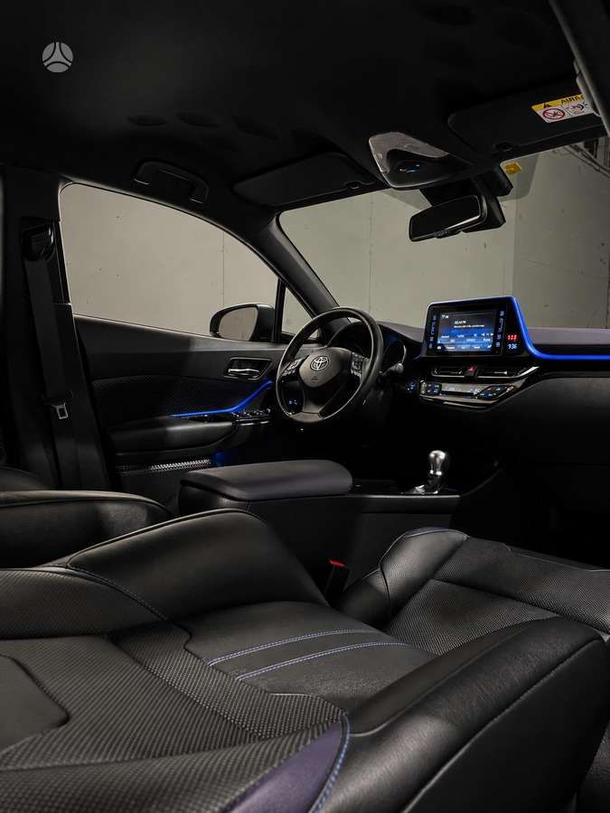 Toyota C-HR | 3