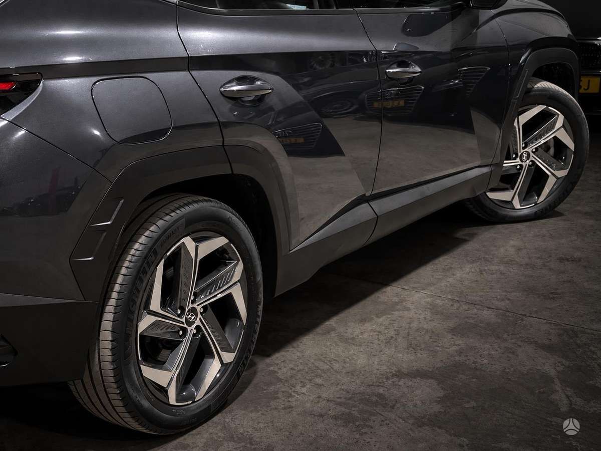 Hyundai Tucson | 7