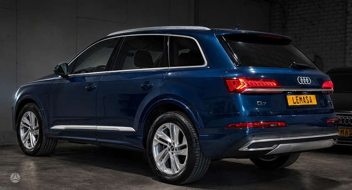Audi Q7 | 1