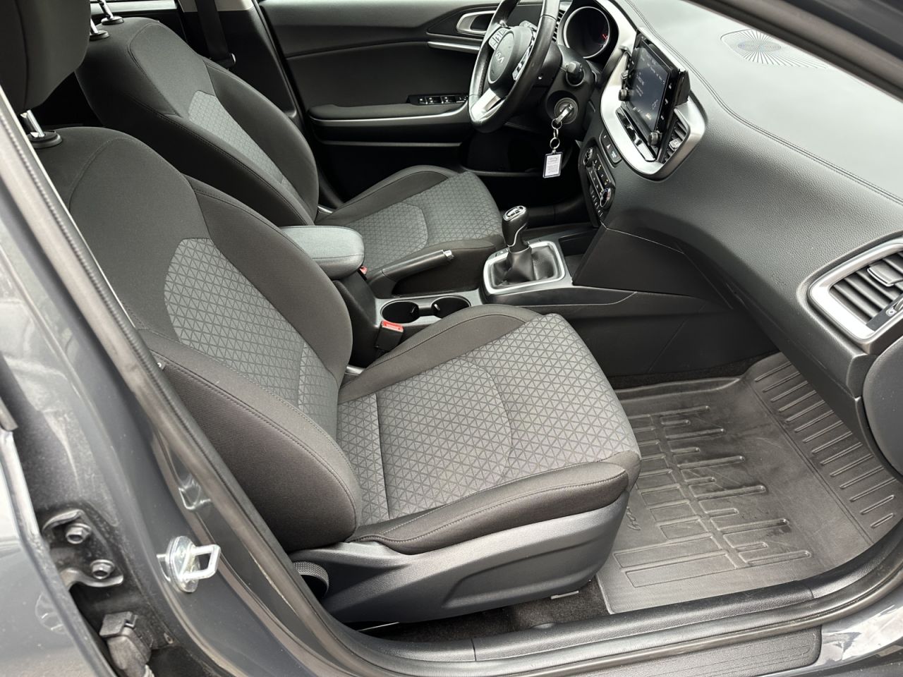 Kia Cee'd | 6