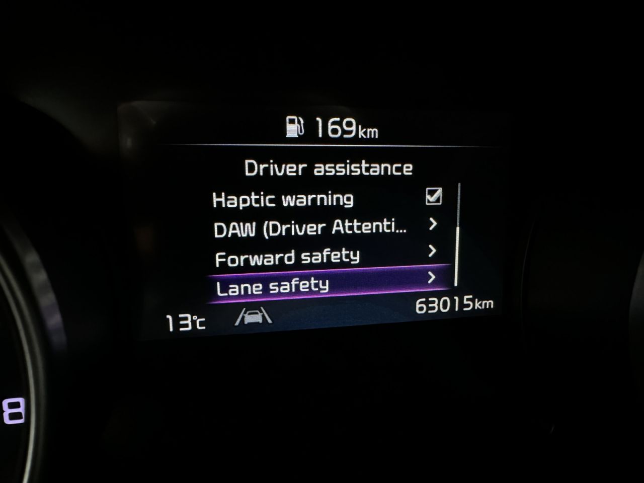 Kia Cee'd | 10