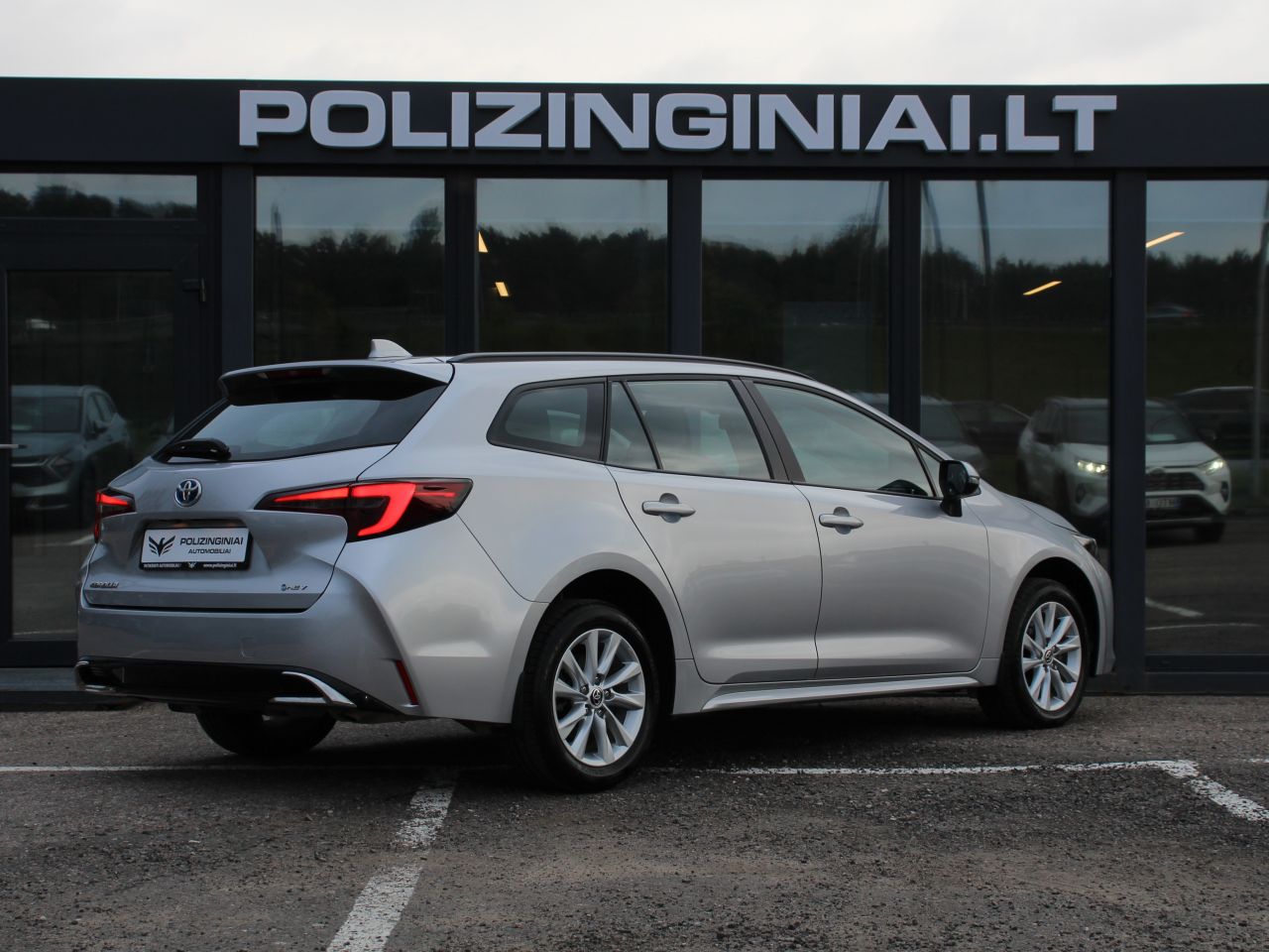 Toyota Corolla | 3