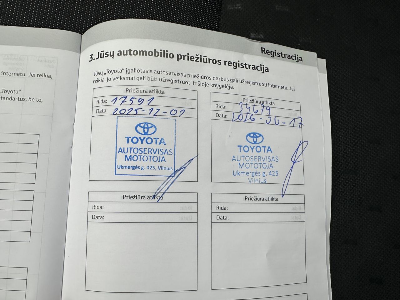 Toyota Corolla | 27
