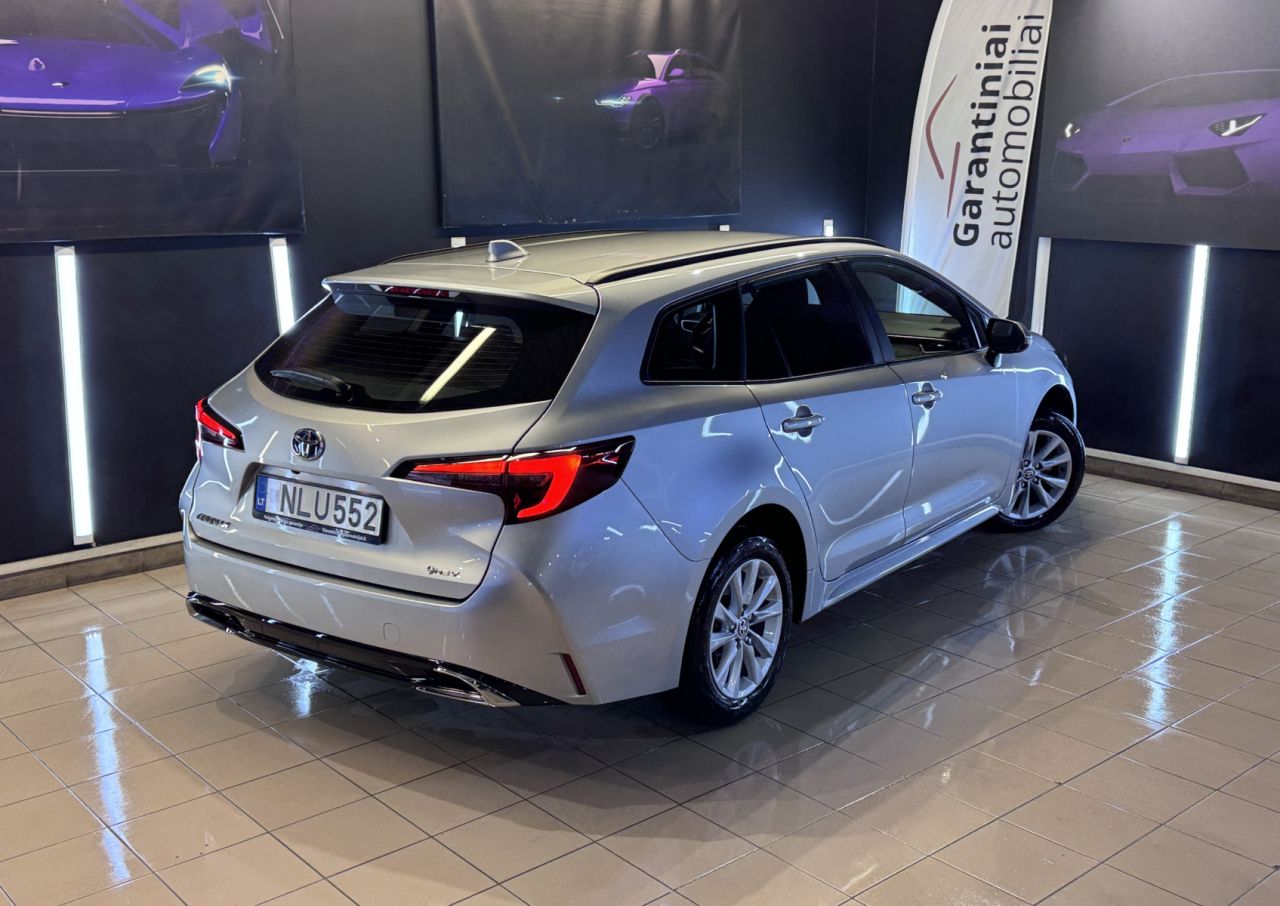 Toyota Corolla | 1
