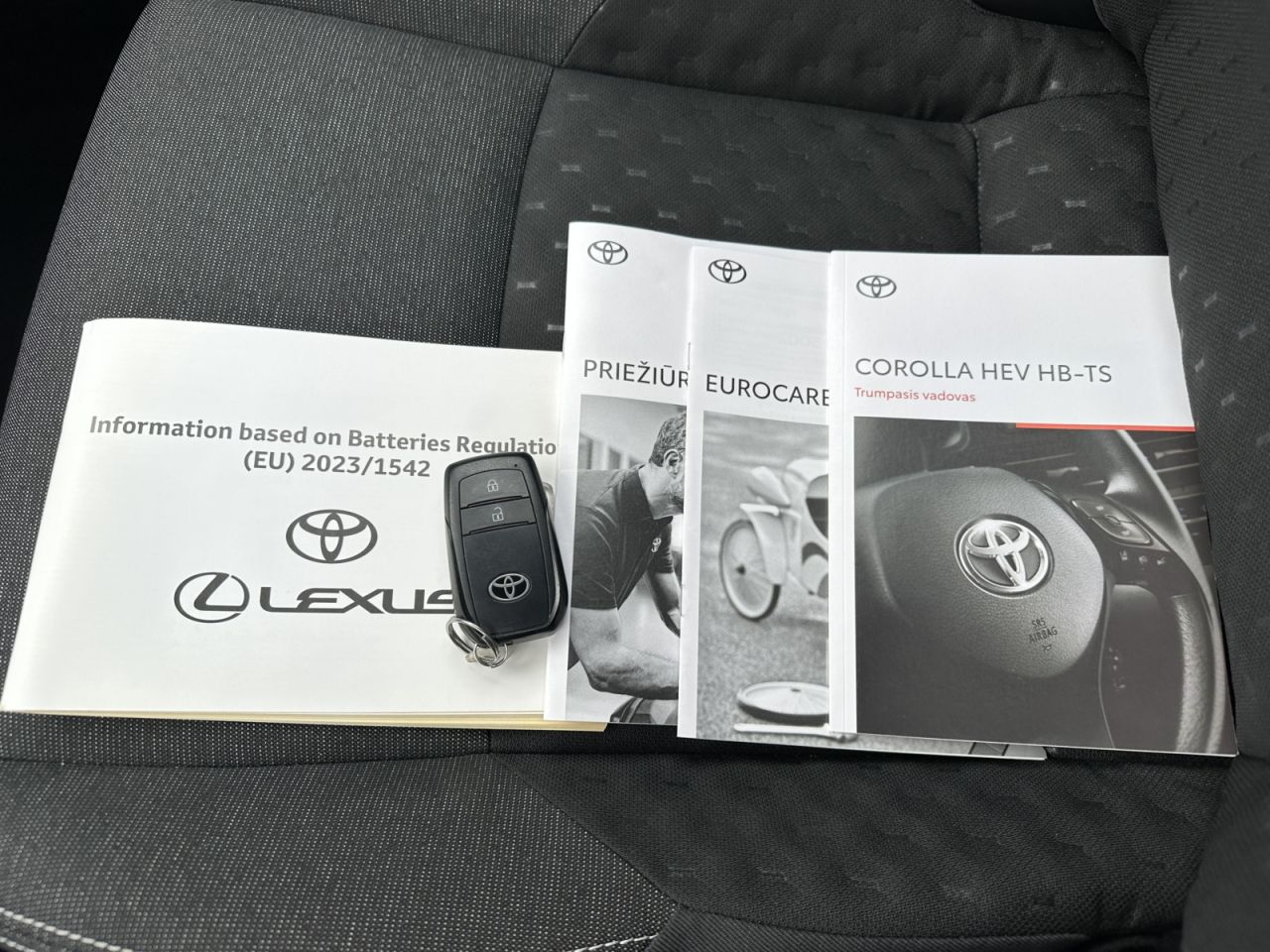 Toyota Corolla | 25