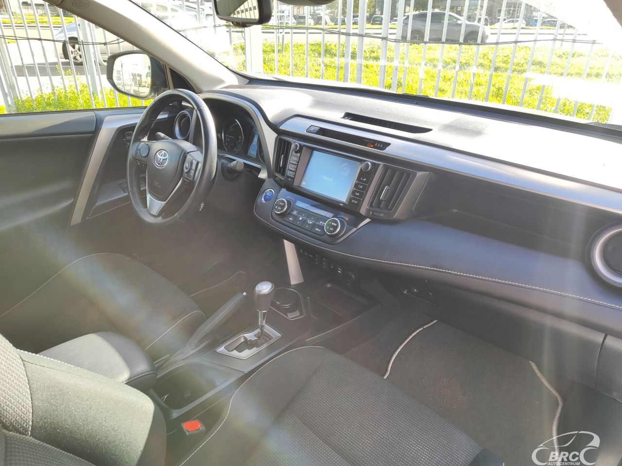 Toyota RAV4 | 7