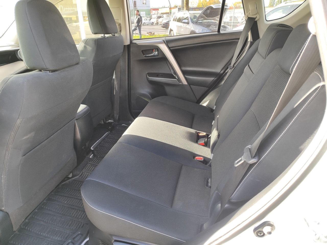 Toyota RAV4 | 15