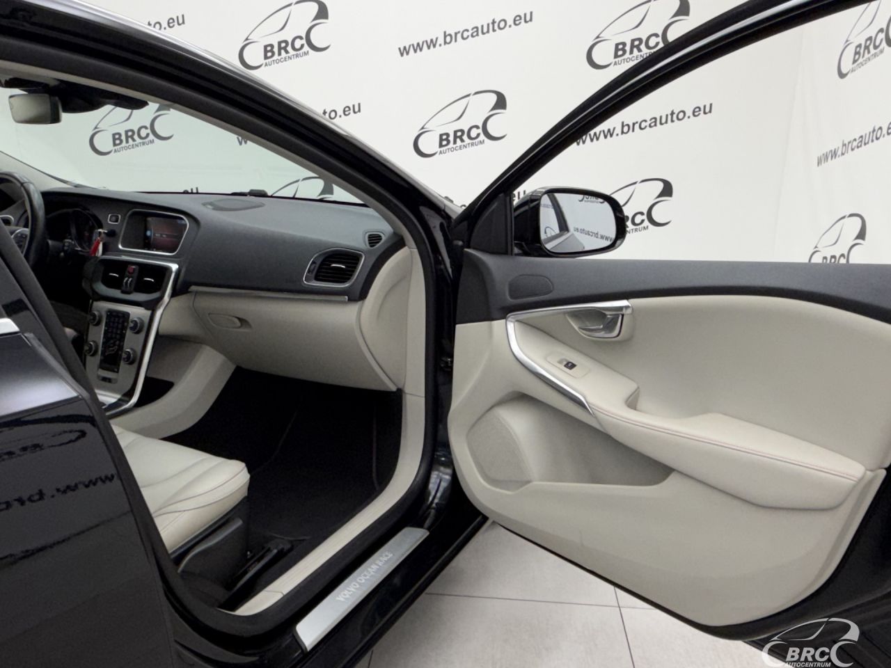 Volvo V40 | 8